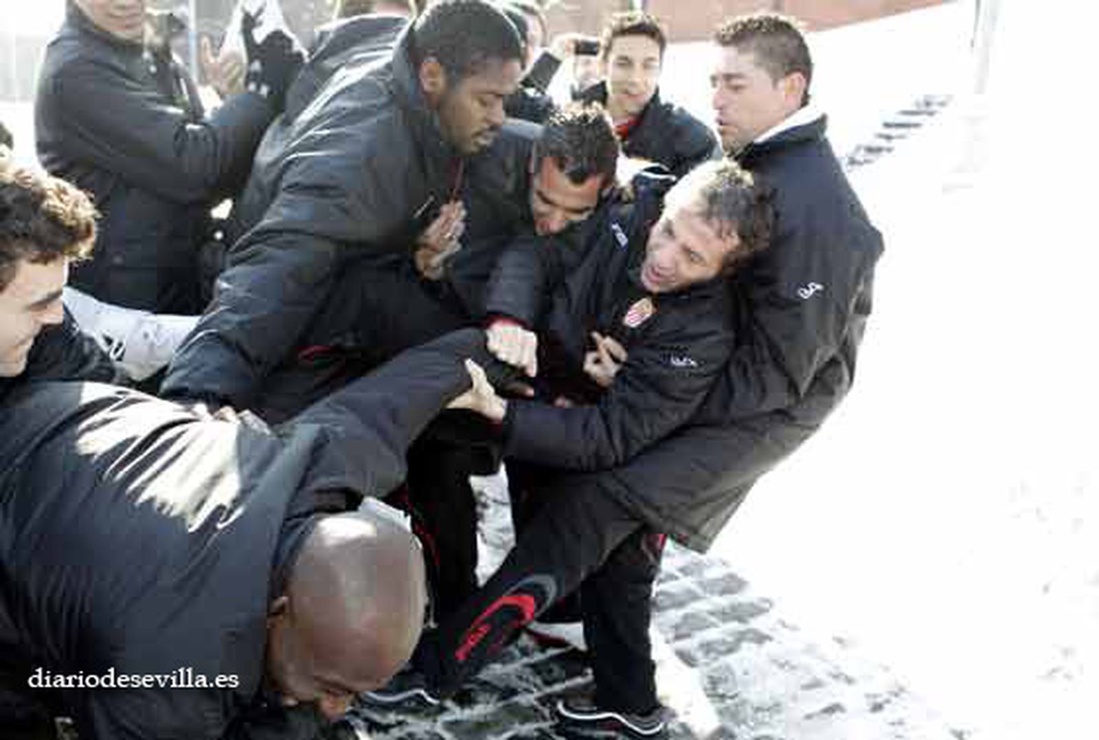 Risas a doce grados bajo cero.

Foto: Antonio Pizarro