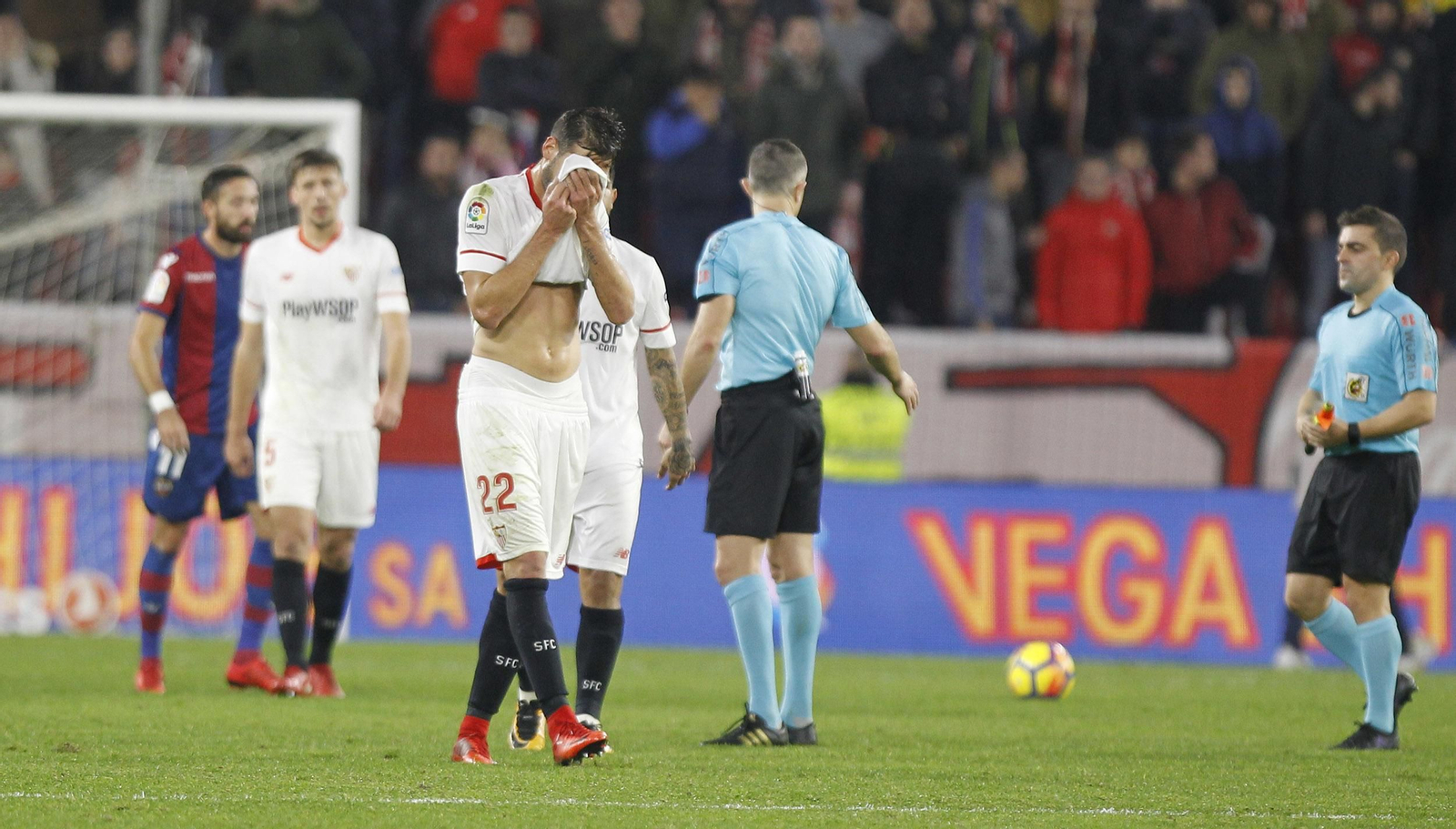 Las imágenes del Sevilla-Levante