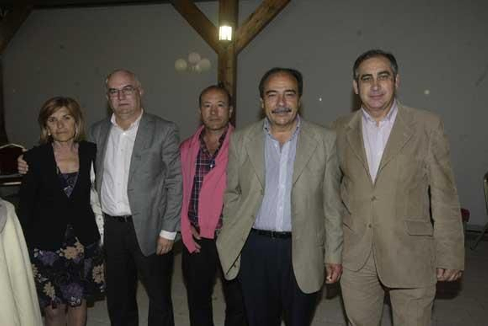 Ángeles Salas (PP), Juan Roca(PIVG), MIguel Ayllón (PIVG), Jesús Mayoral (PIVG), Francisco Pineda (PP).Fotos:Erasmo Fenoy

Foto: Erasmo Fenoy