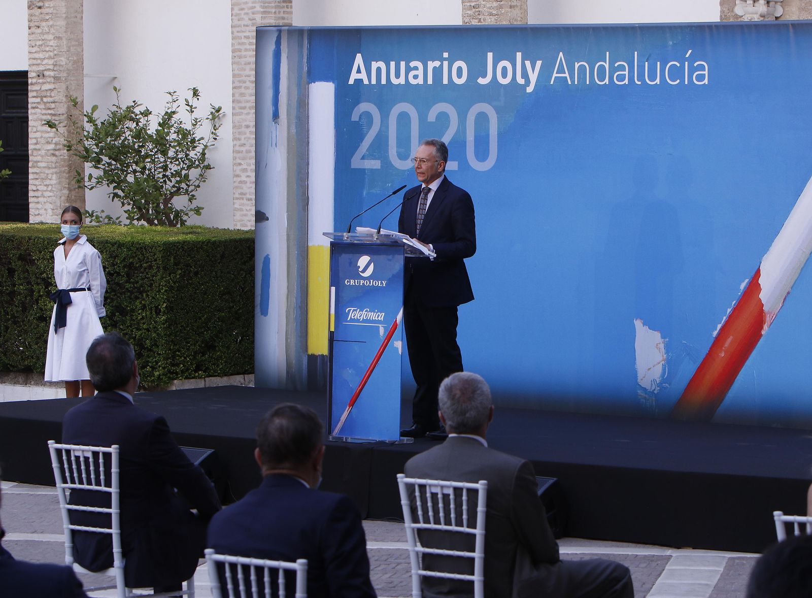 Las imágenes de la presentación del 18º Anuario Joly