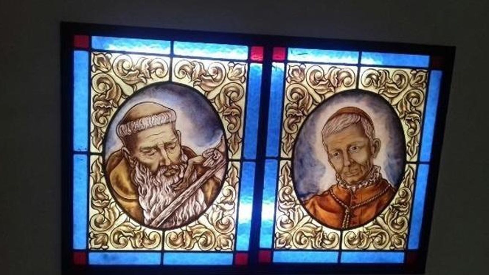 Vidrieras de la Basílica de Jesús del Gran Poder