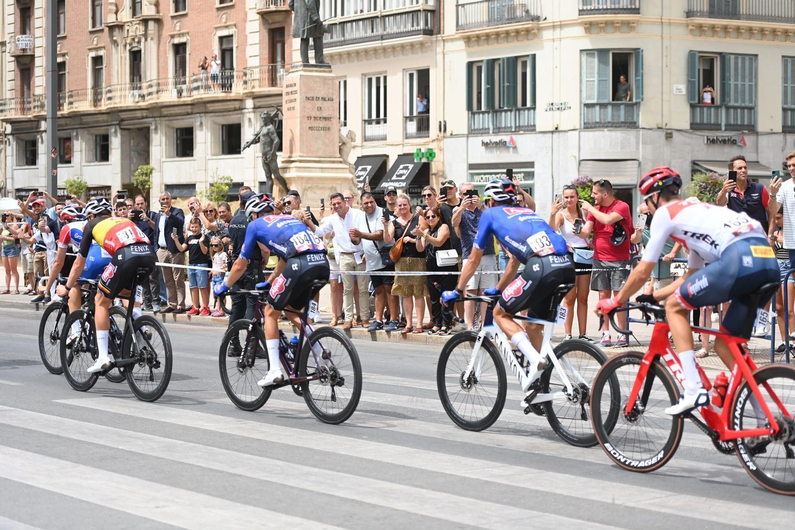 Las fotos de la Vuelta a España al paso por Málaga capital