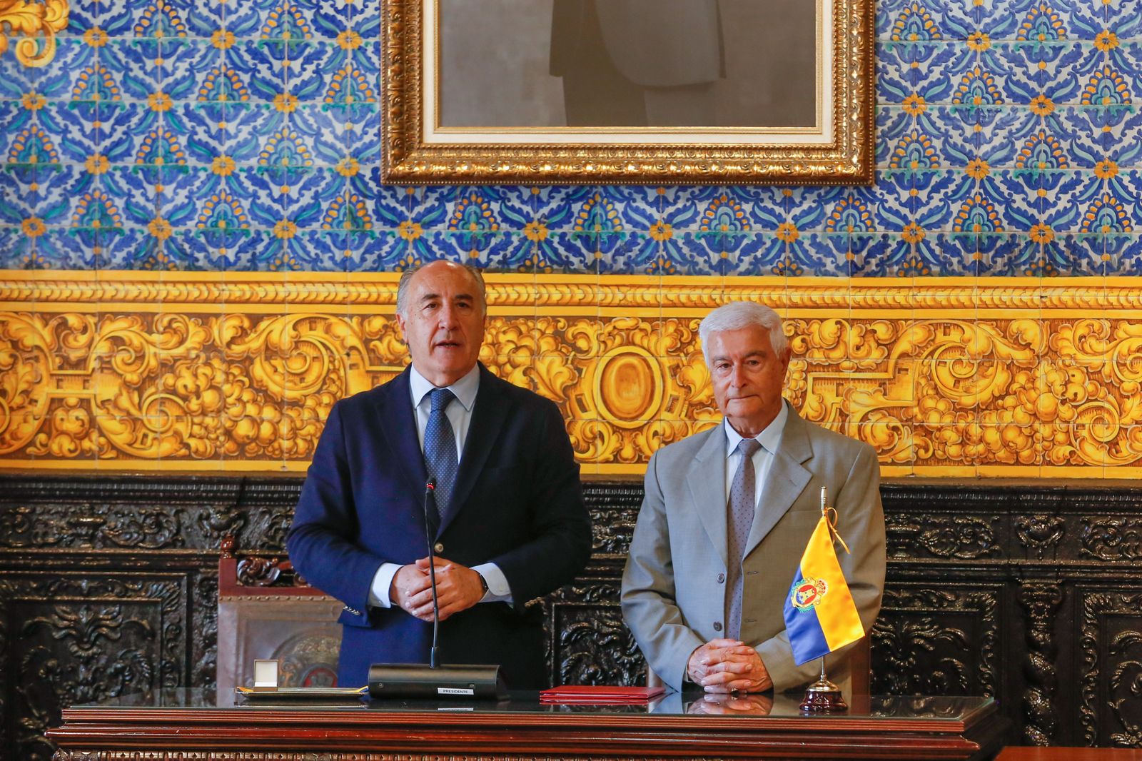 Fotos de la entrega de la insignia de Algeciras a Francisco Carrascal de Reyes Magos 98