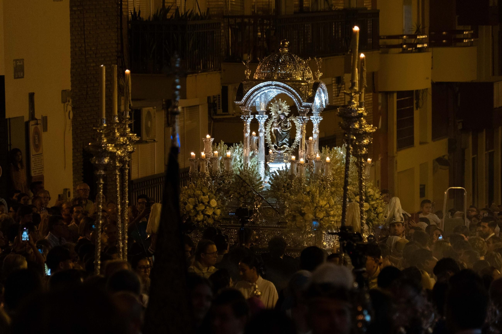 Imágenes del traslado de Nuestra Señora de la Cinta a la Parroquia Mayor de San Pedro
