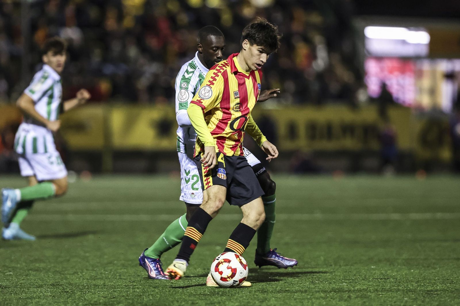 Las fotos del Sant Andreu - Betis de Copa del Rey