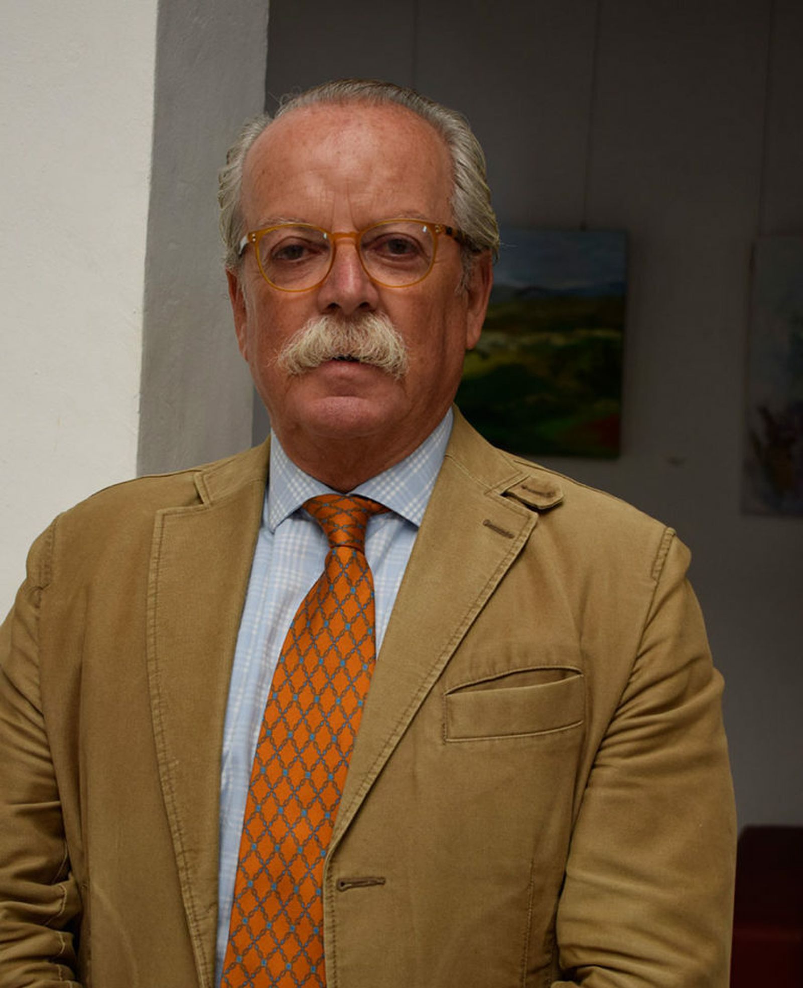 Adolfo González.