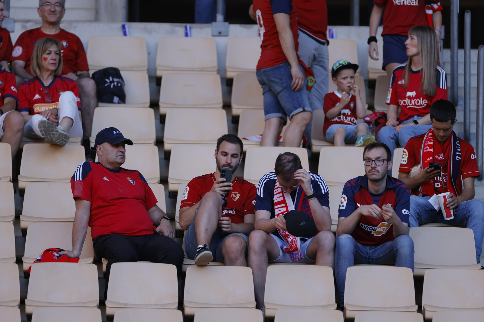 Búscate en las fotos de la final de la Copa del Rey entre el Madrid y el Osasuna