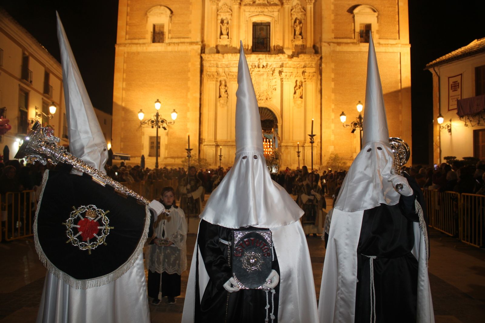 Las imágenes de las procesiones del Jueves Santo en Vélez Rubio