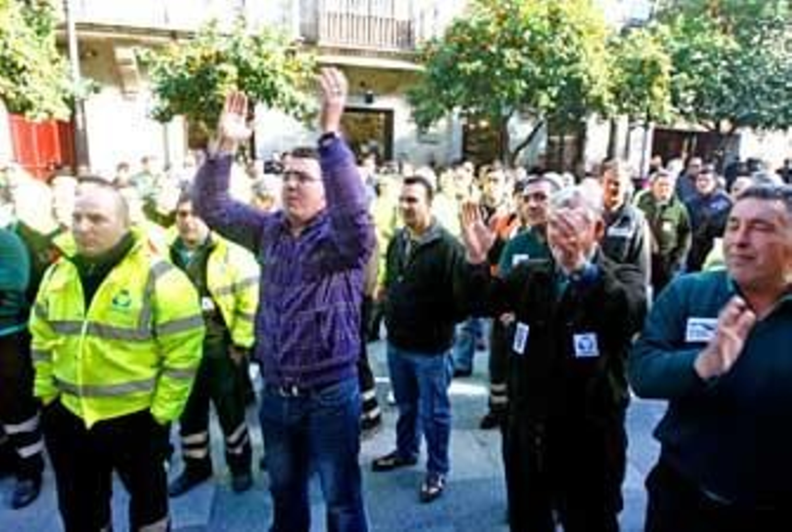 Urbaser limpiará "a fondo" las barriadas de Jerez