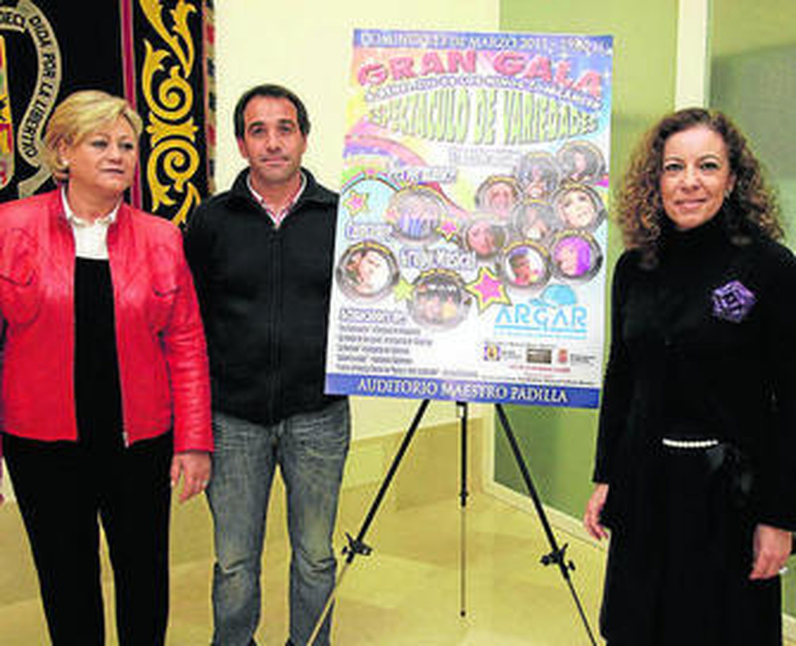 Lola de Haro con Juani García y Juan José Segura.