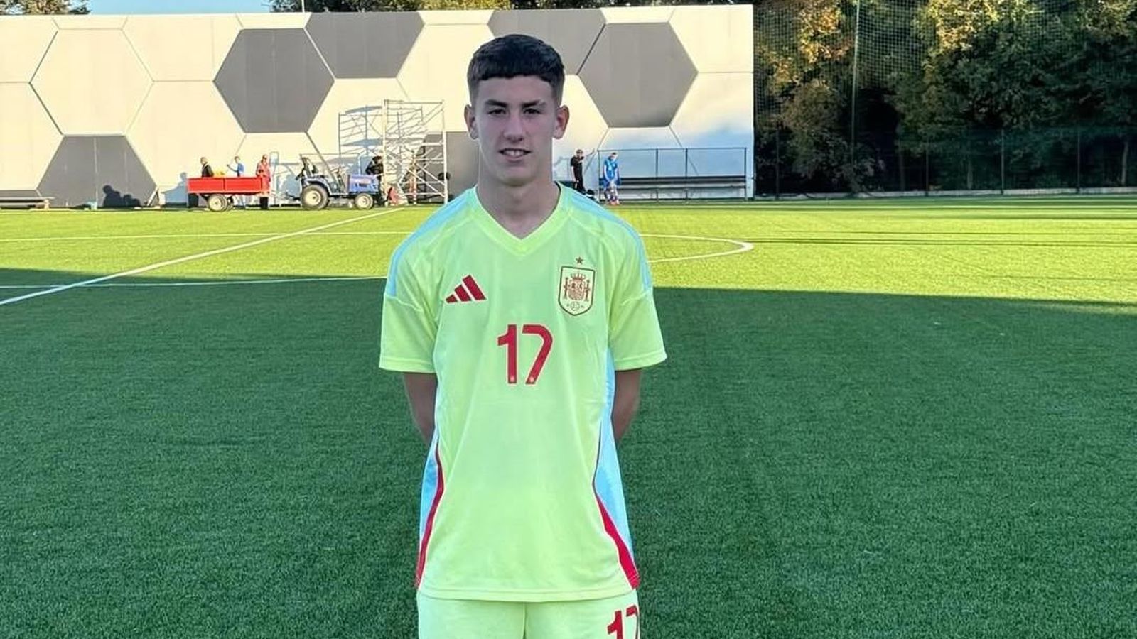 Hugo Moreno, con la camiseta de la selección española.