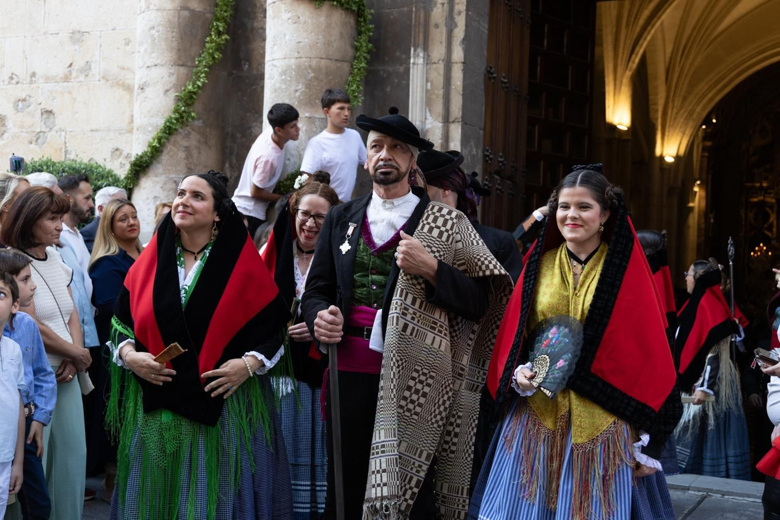 Así ha procesionado la Virgen de la Capilla por Jaén en su día grande.