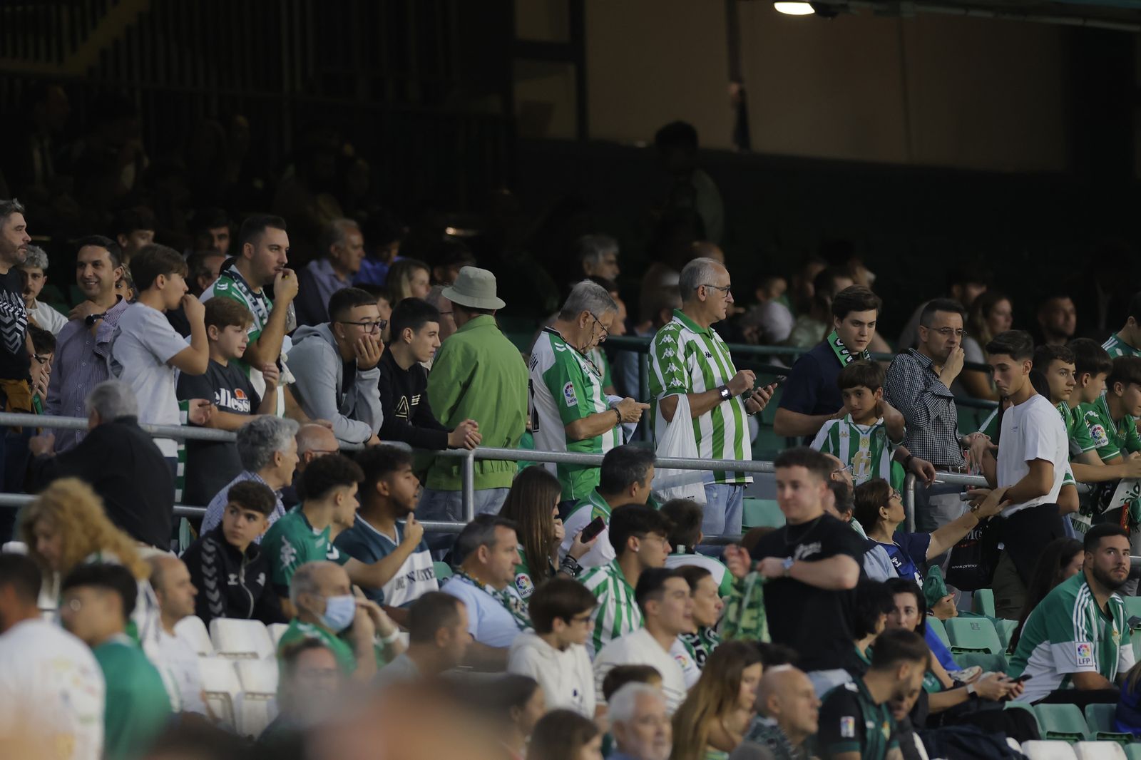 Búscate en las fotos de Betis-Getafe