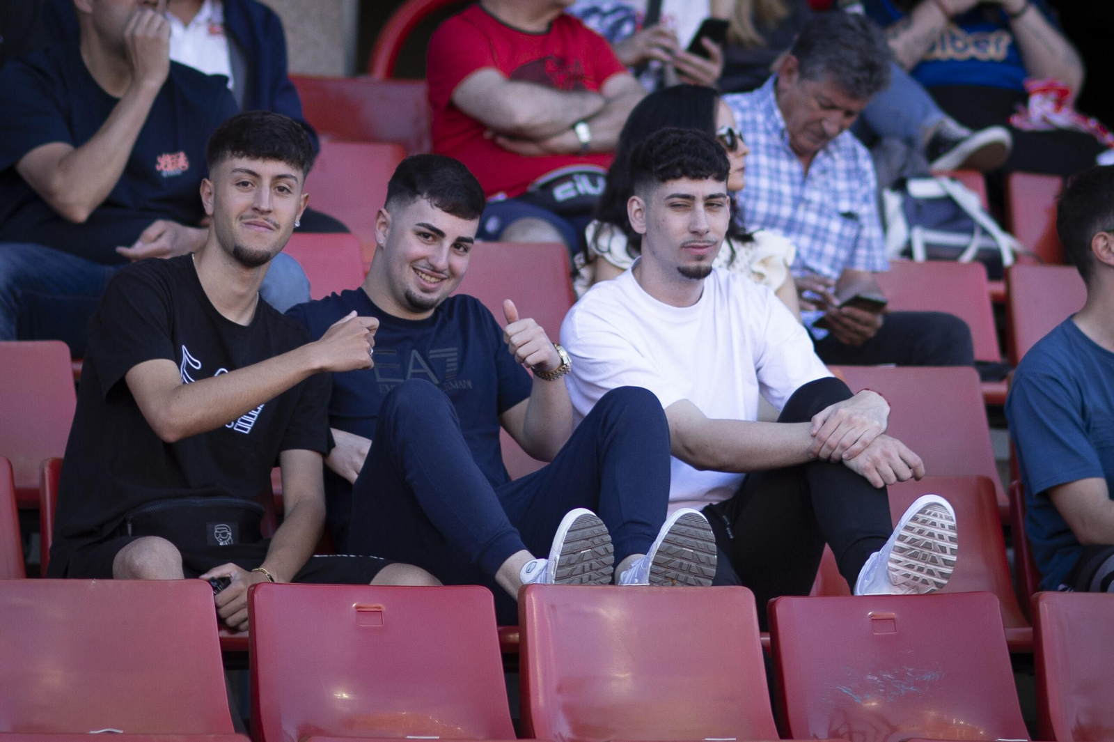 Encuéntrate en la grada de Los Cármenes en el Recre Granada - Recreativo de Huelva Encuéntrate en la grada de Los Cármenes en el Recre Granada - Recreativo de Huelva