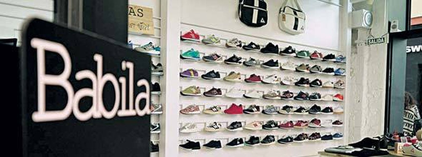 Babila tienda de moda de zapatillas retrorunning