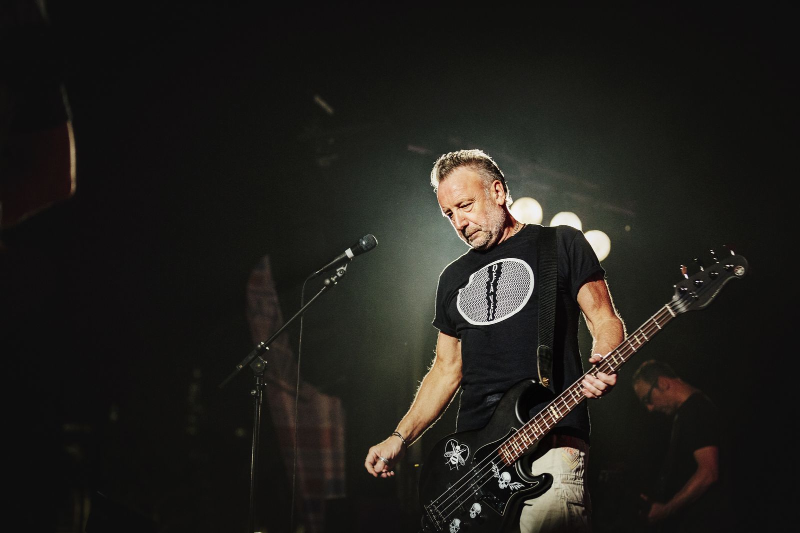 Peter Hook, durante el concierto en el ciclo 'Nocturama'.