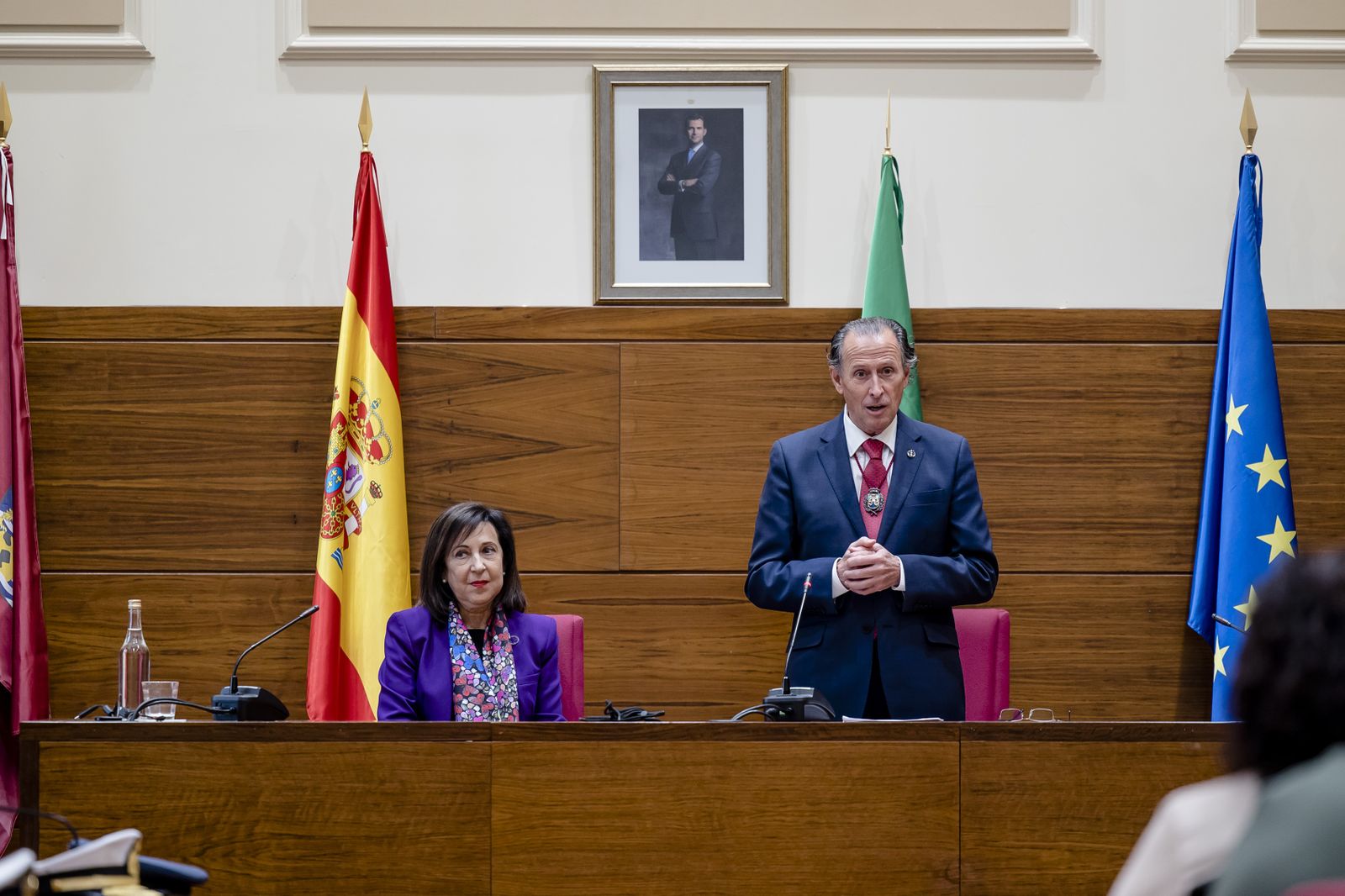 Las imágenes de la visita de la ministra de defensa Margarita Robles a Chiclana con motivo del 212 aniversario de la  Batalla de la Barrosa.