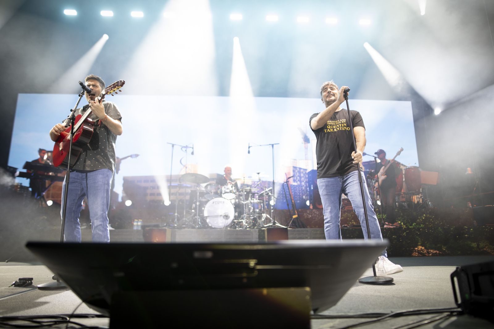 Estopa hace vibrar el ruedo de Granada: todas las imágenes