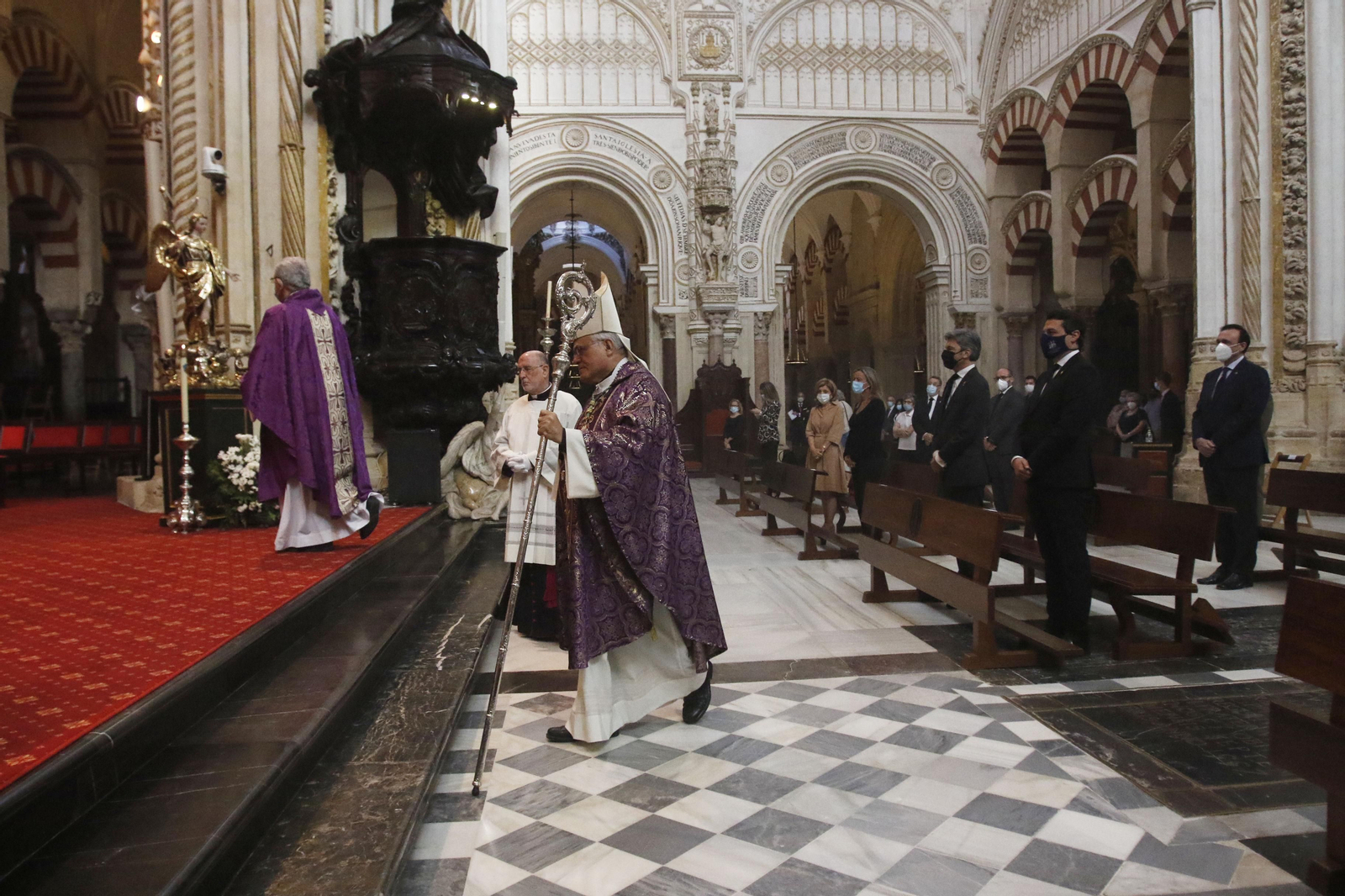 Las fotos del funeral por las víctimas del covid-19 en Córdoba