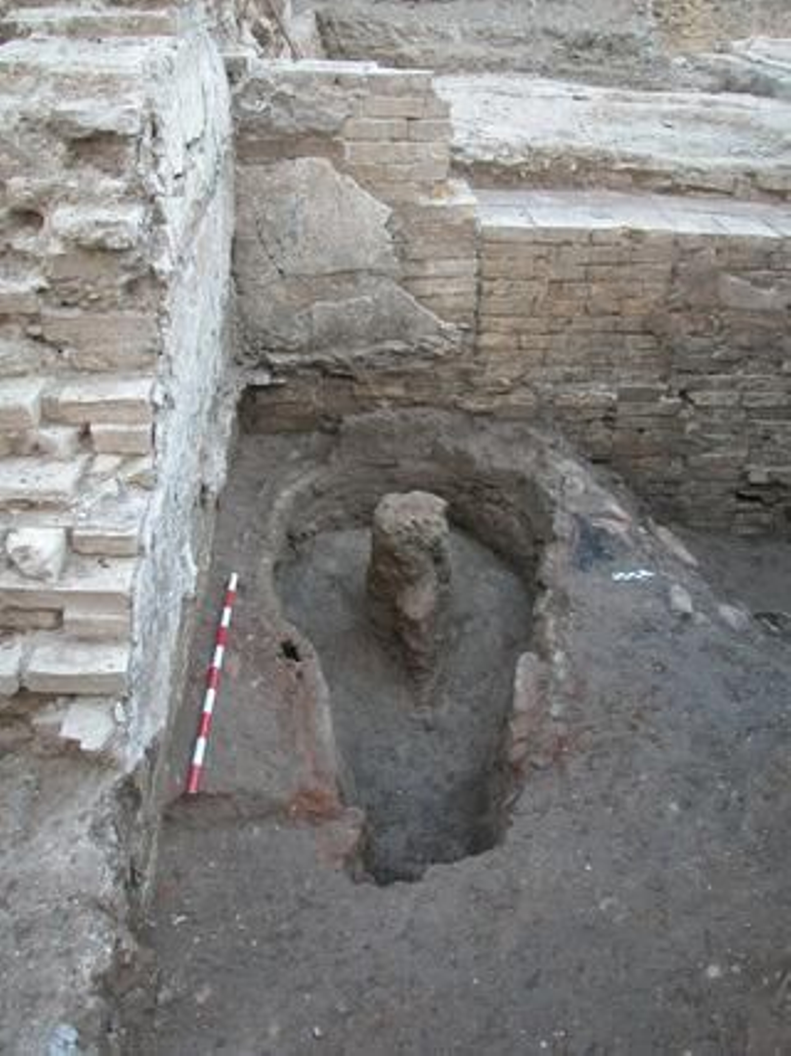 Restos hallados en el Patio de Océano.

Foto: Diario de Sevilla