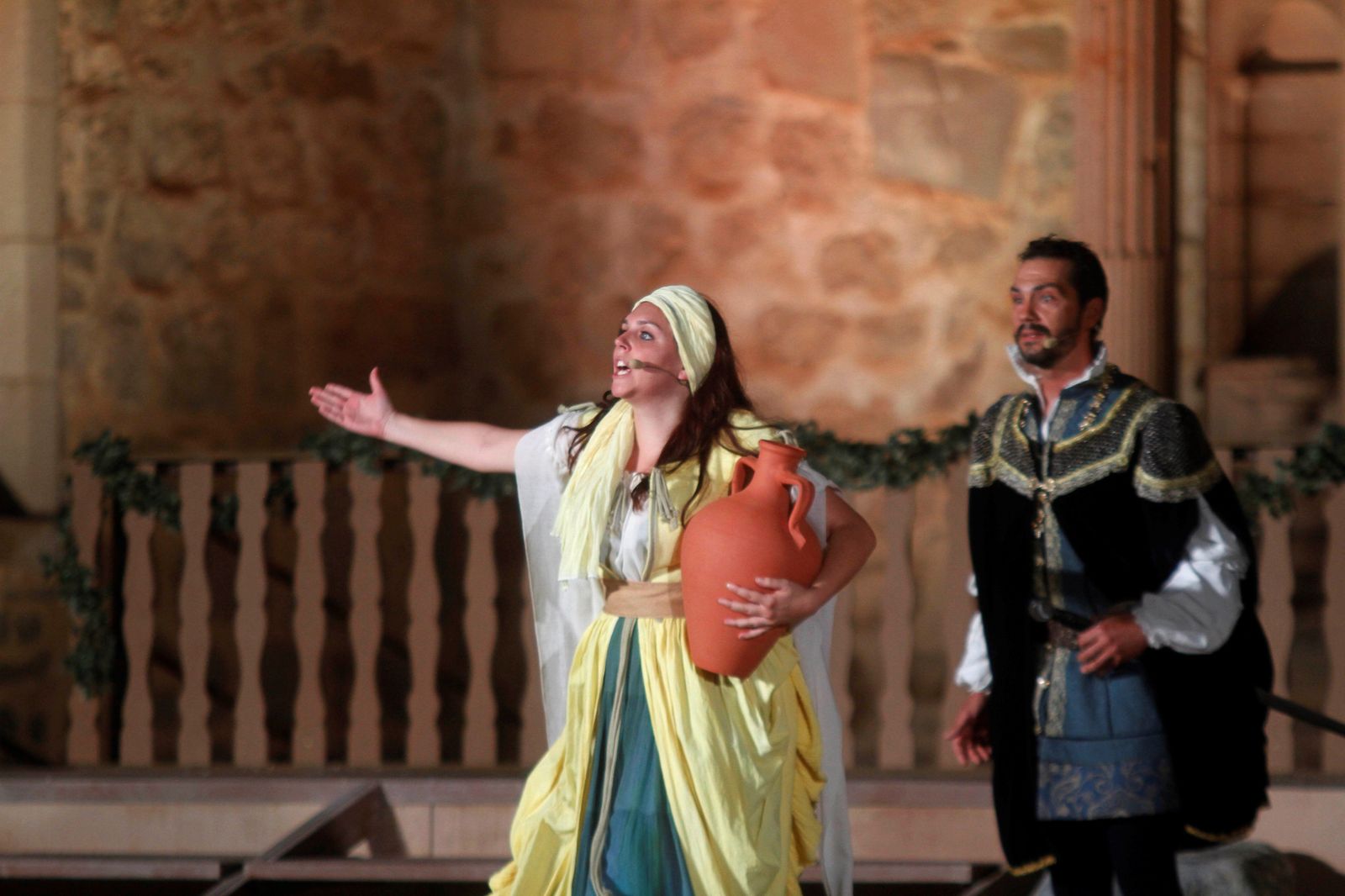 Actuación de teatro en Hinojosa del Duque.