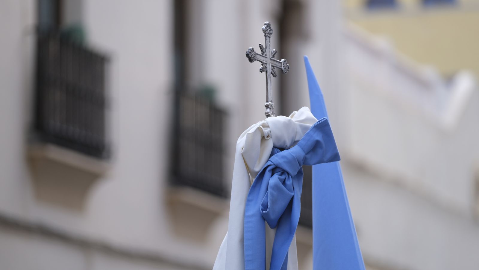 Procesión del Cristo del Amor en Almería, en imágenes