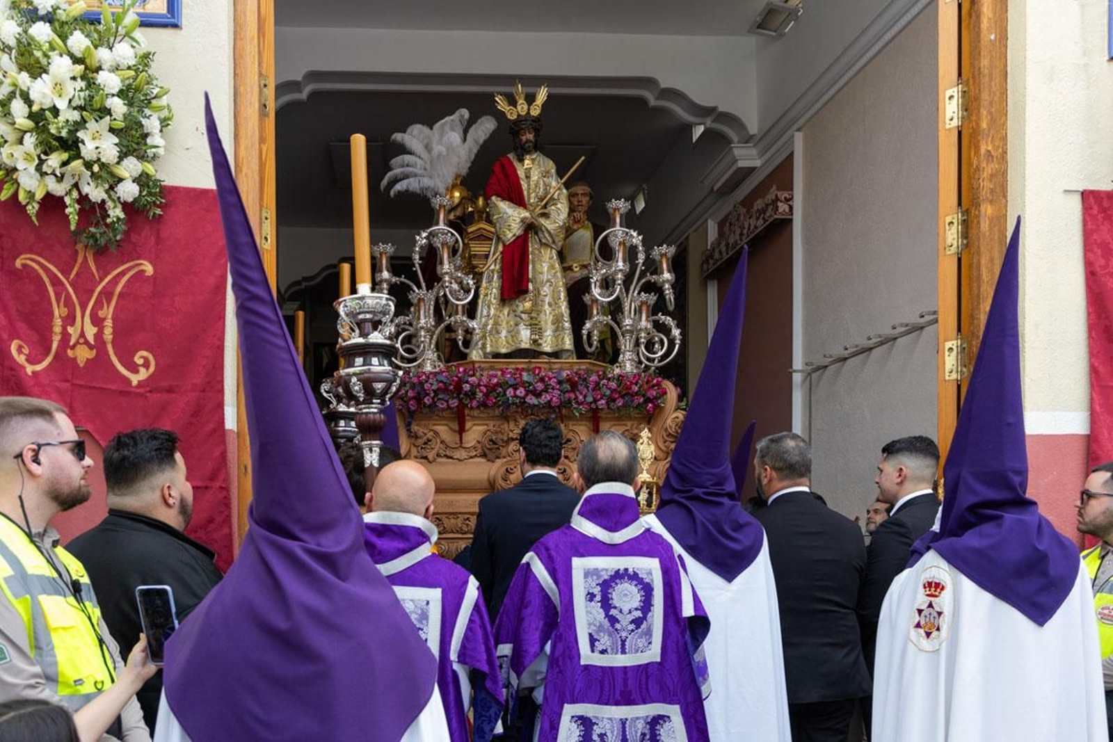 Los jiennenses arropan a las tres cofradías de la tarde en un Domingo de Ramos más caluroso de lo esperado (I)