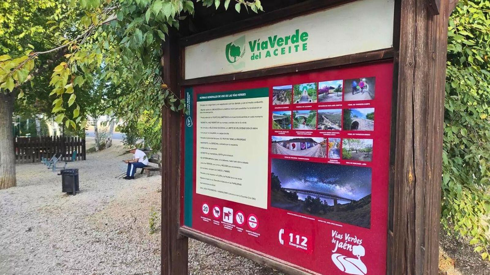 Paneles informativos explican el origen y las recomendaciones para disfrutar del trayecto sin contratiempos.