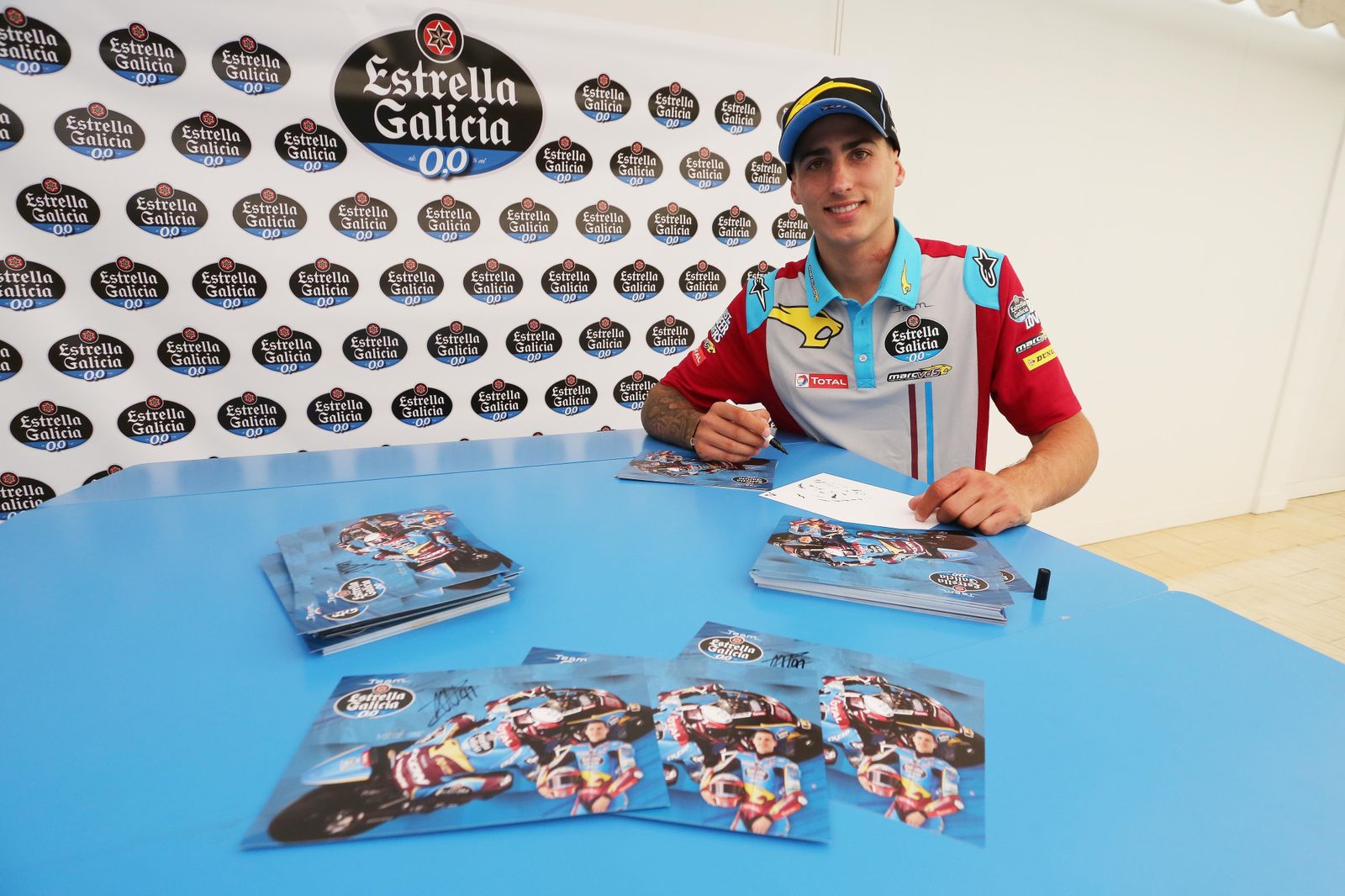 Imágenes de ambiente y caravana motera en Jerez