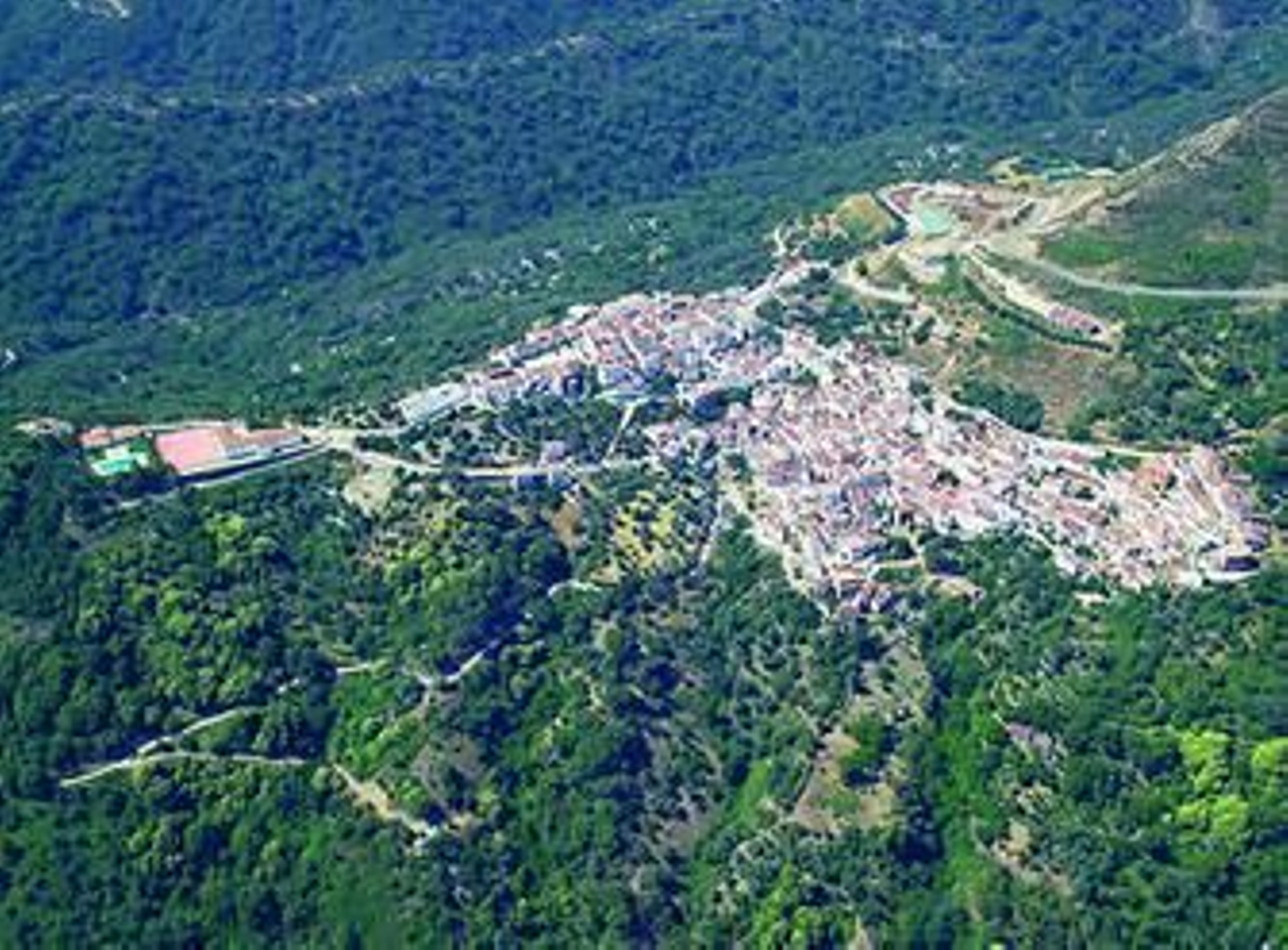 Feria gastronómica en Benarrabá