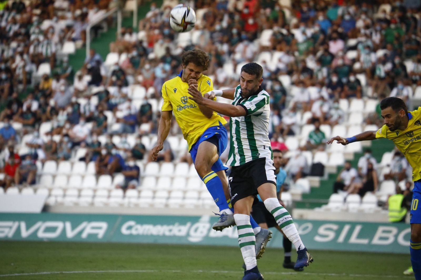 La victoria del Córdoba CF ante el Cádiz B, en imágenes