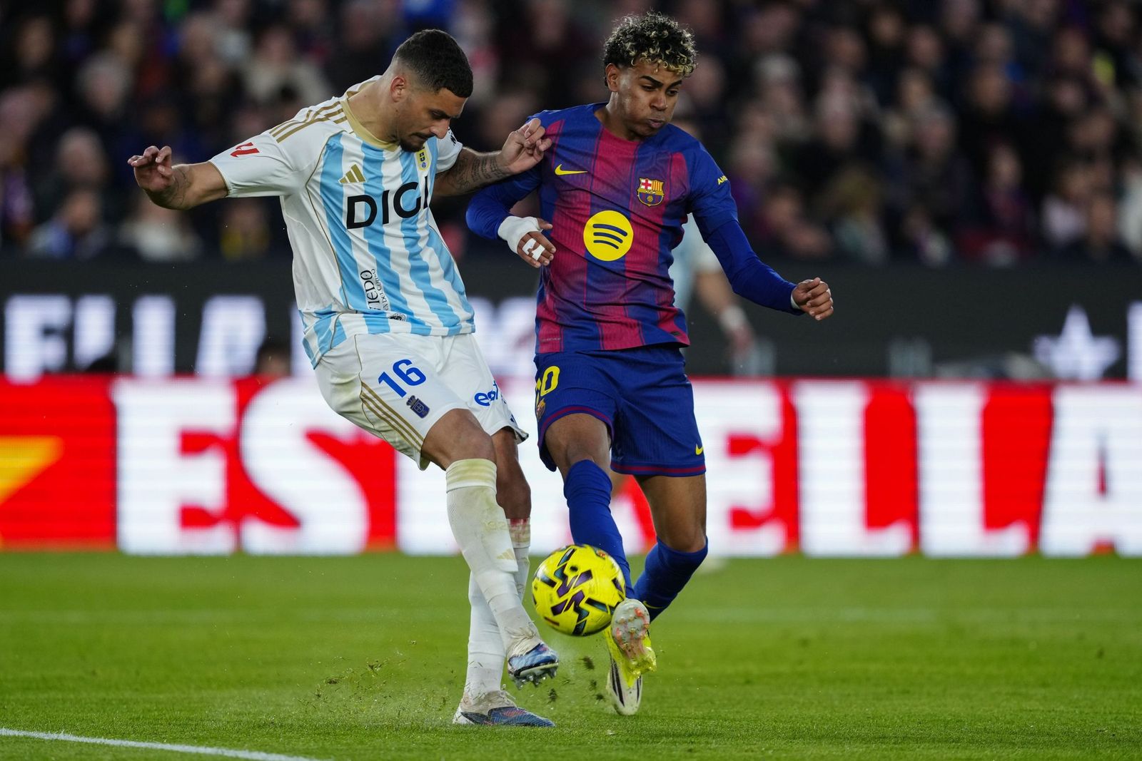 Las fotos del Barcelona-Oviedo