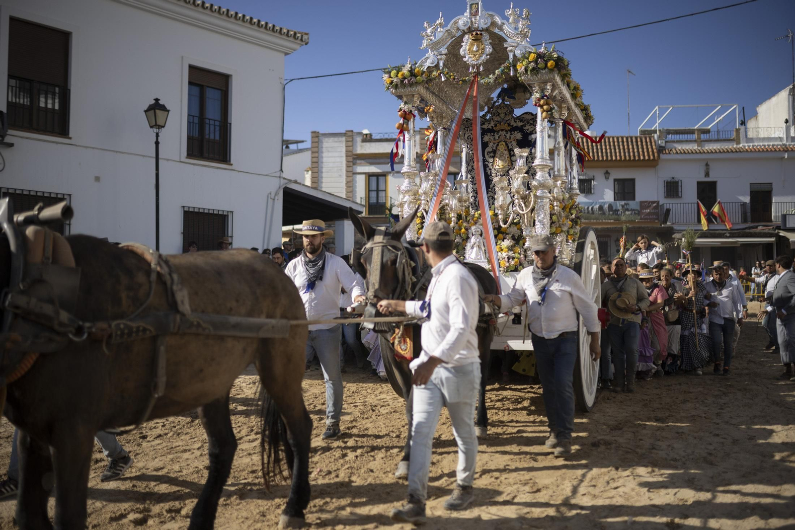 Imágenes de las primeras presentaciones de las hermandades de El Rocío 2024