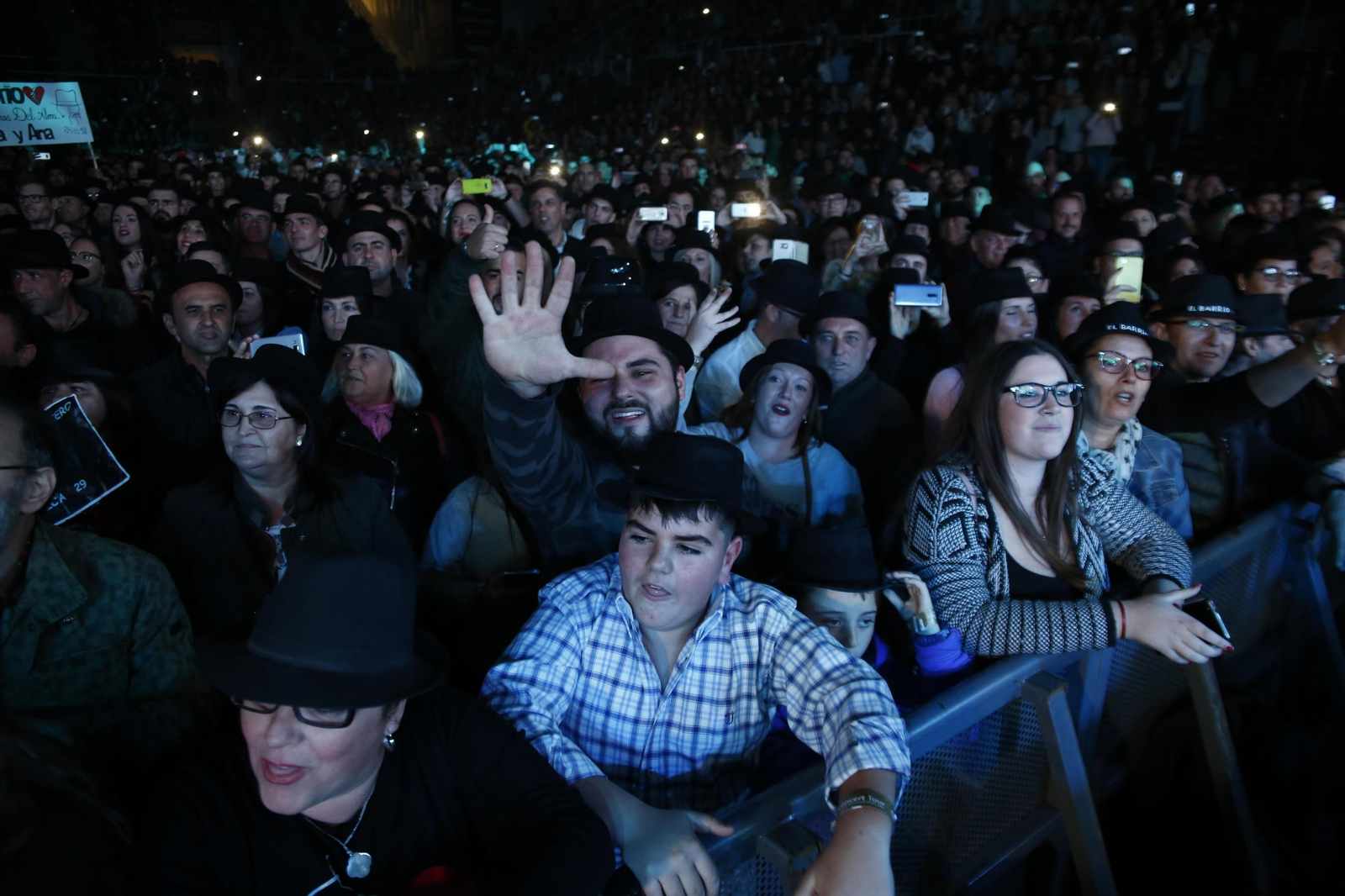 Las imágenes del concierto de El Barrio