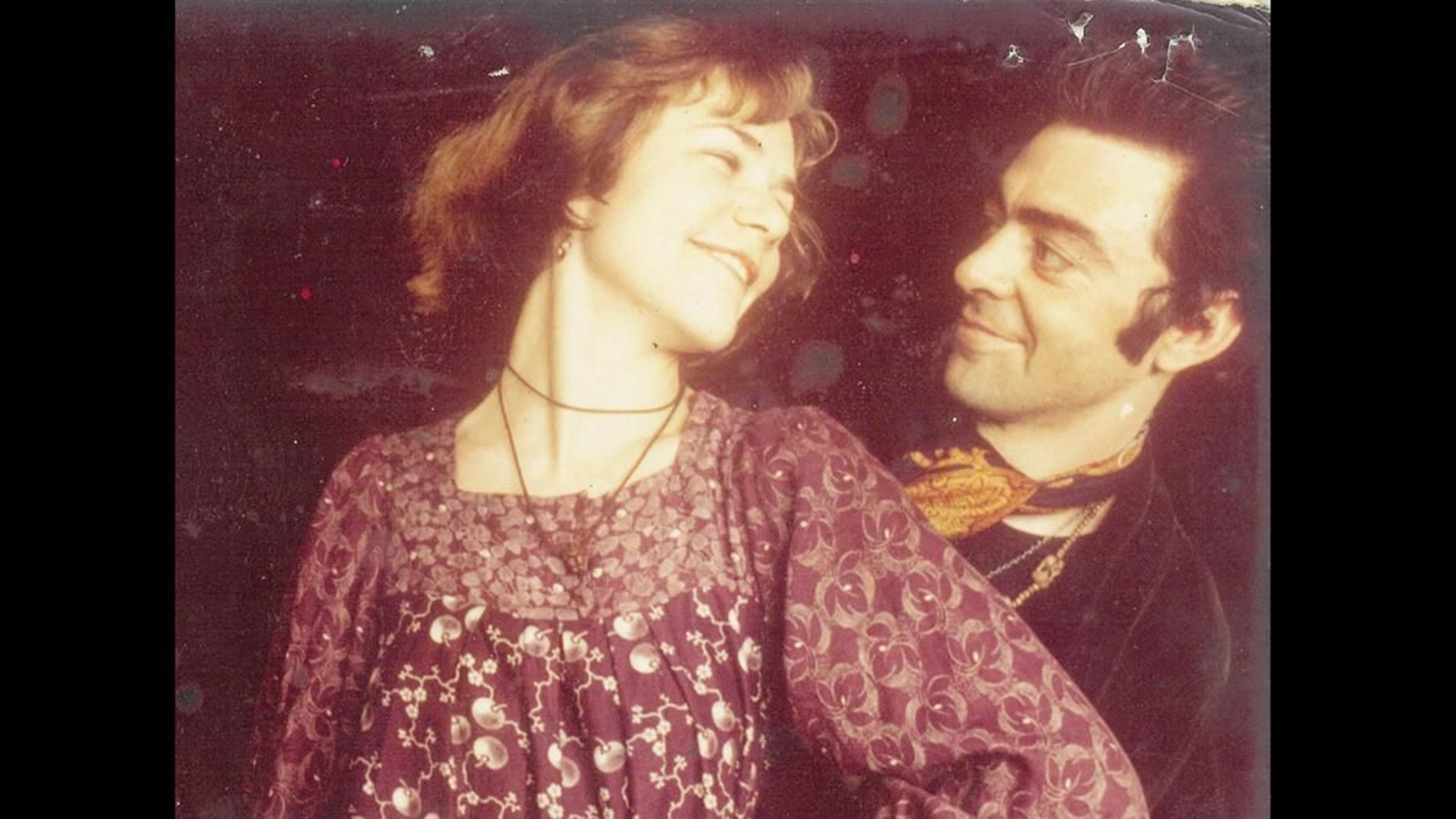 Una de las fotos de juventud del protagonista incluidas en la película.