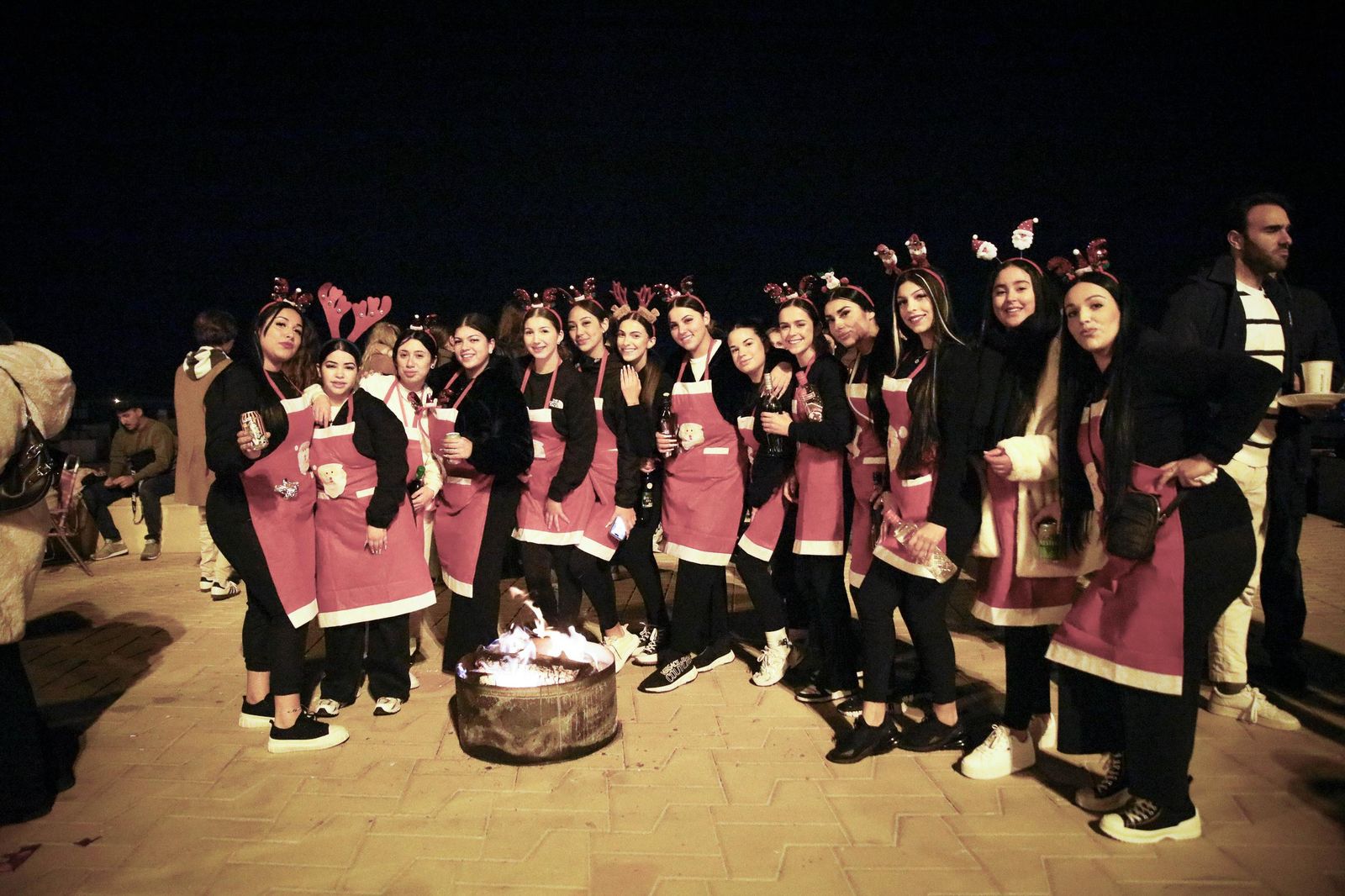 La Noche de las Candelas del Mesón Gitano de Almería, en imágenes