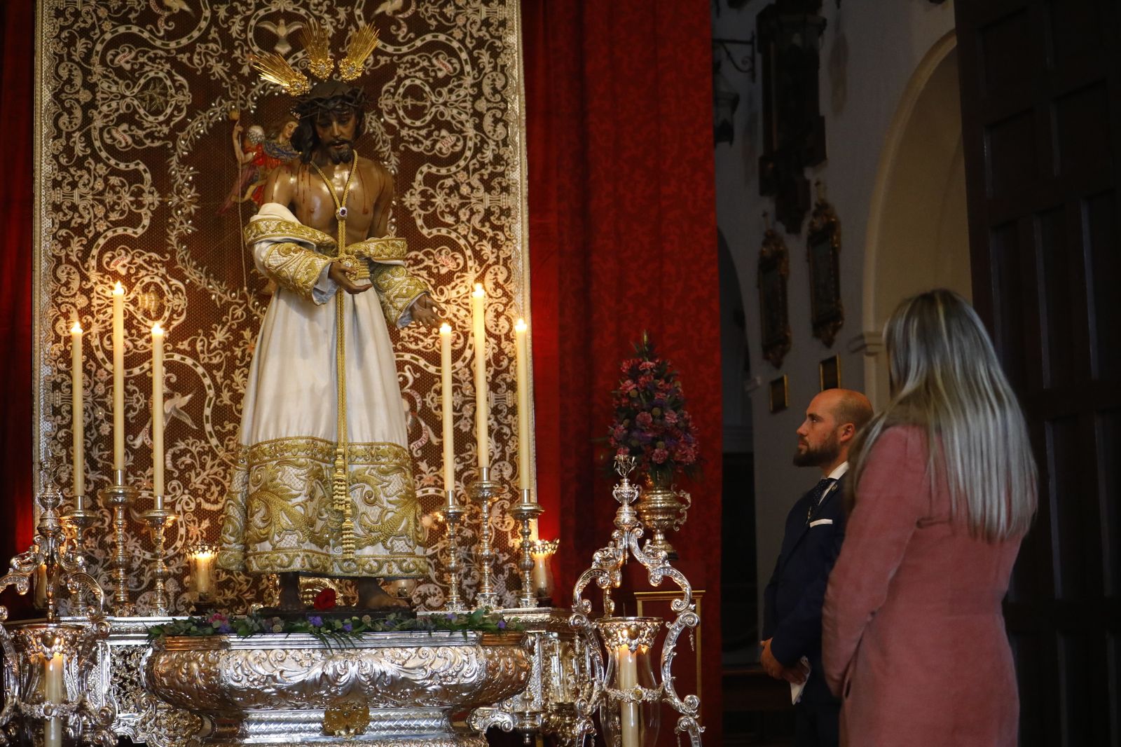 El besapiés el Señor de la Humildad y Paciencia de Córdoba, en imágenes