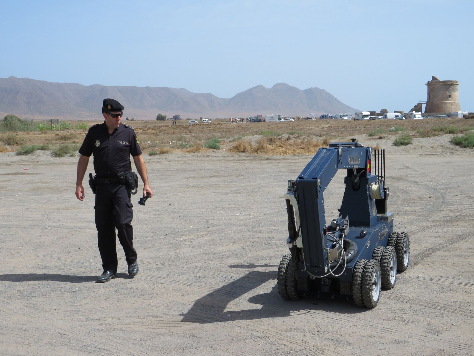 Garantes de la seguridad de los ciclistas de la Vuelta a España