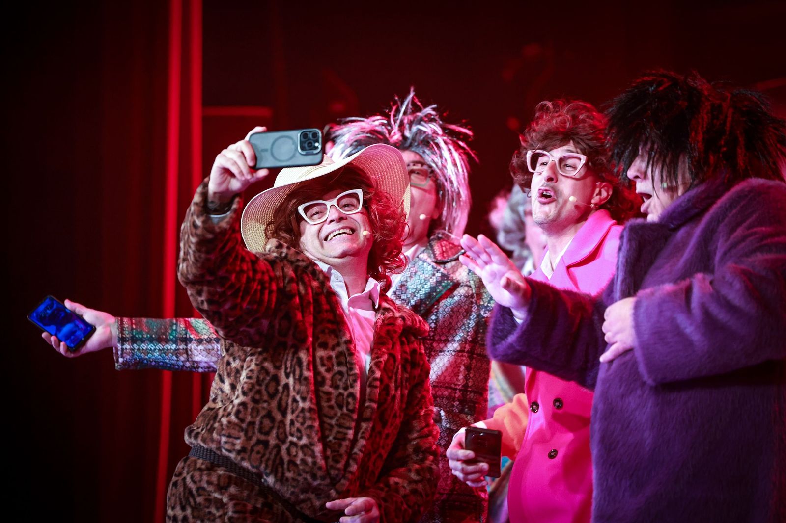 El estreno de 'Universo Cádiz' de Selu García Cossío en el Teatro Falla de Cádiz