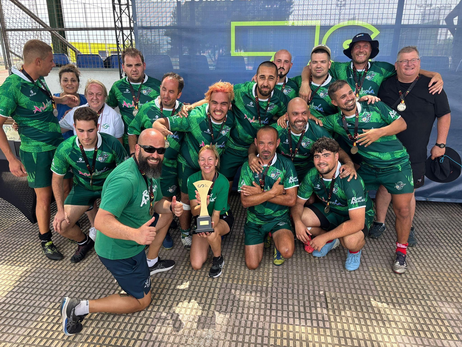 La selección andaluza celebra su éxito en el CESA.