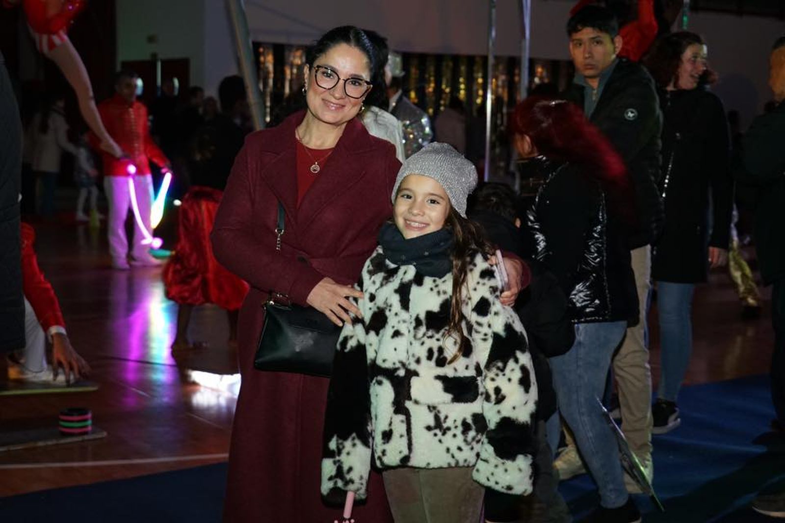 La lluvia no pudo con una ilusión desbordante en Vícar: la cabalgata estática, en imágenes