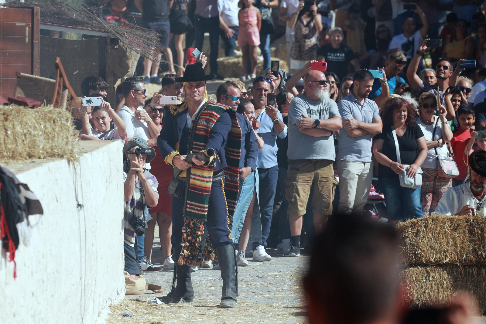 Los bandoleros triunfan Grazalema: las mejores imágenes de la popular recreación de la Sierra de Cádiz