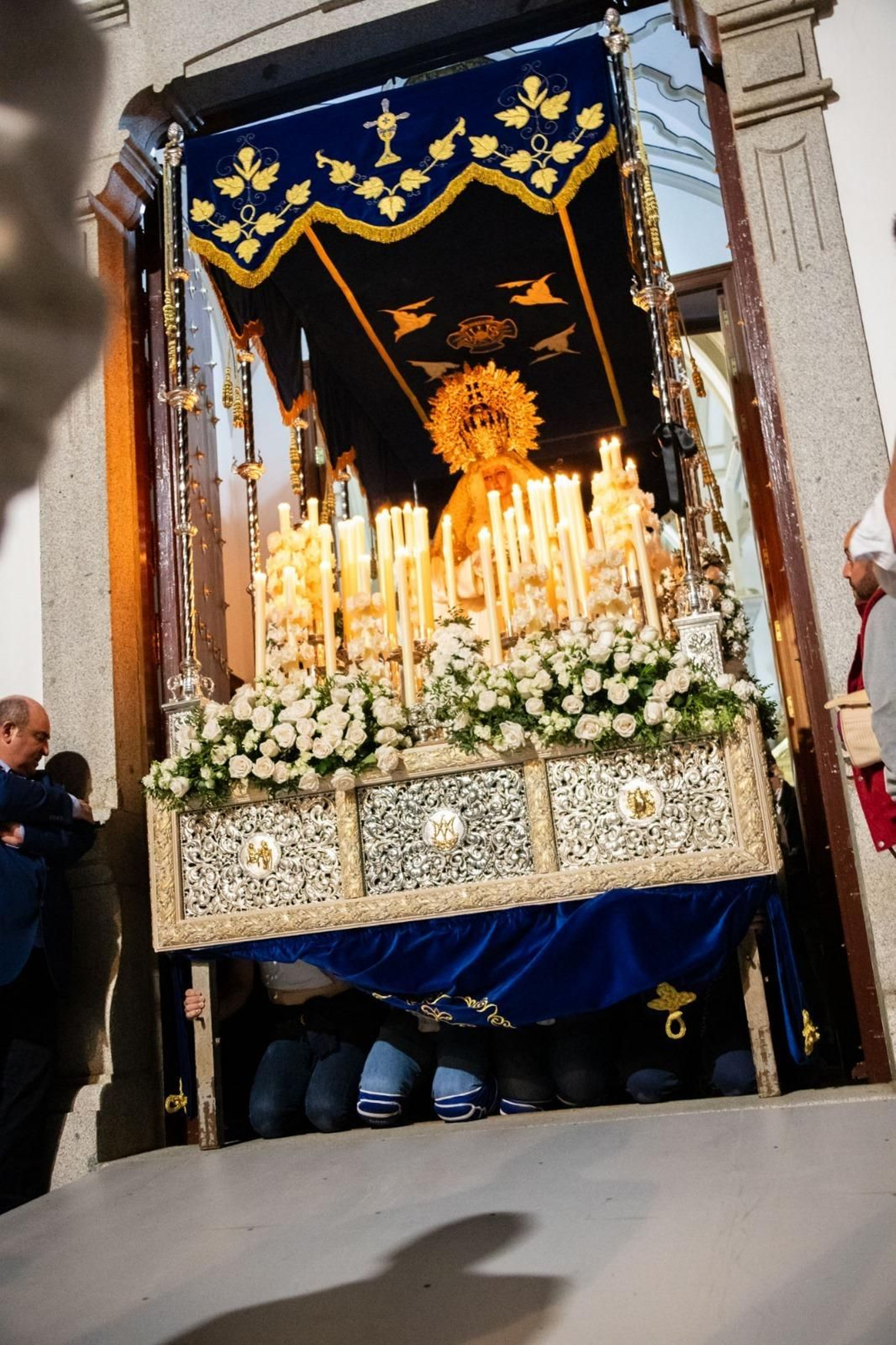 Lunes Santo en Villanueva de Córdoba: Las fotografías del Cautivo y la Virgen de la Paz