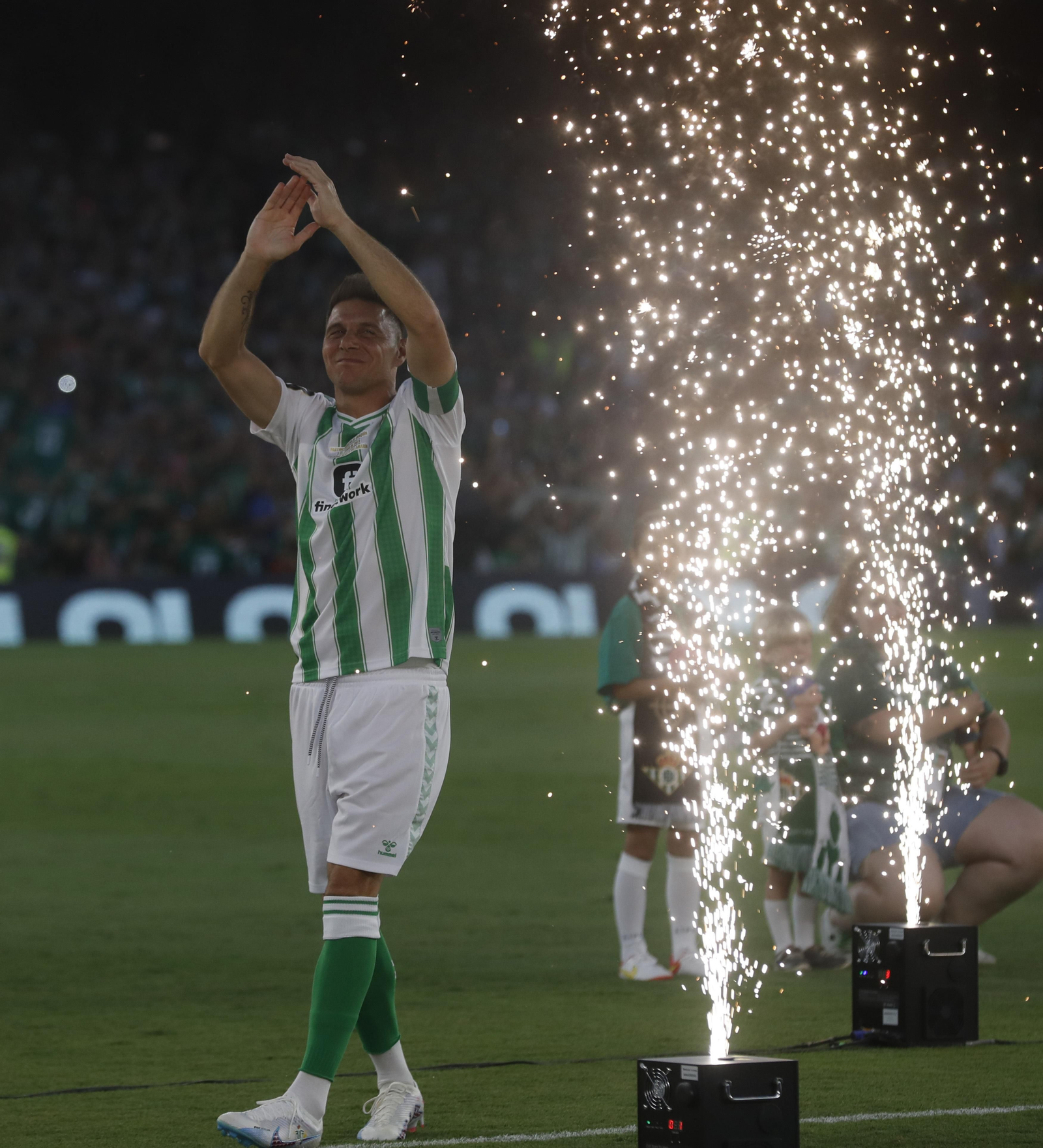 Las imágenes del partido de despedida de Joaquín