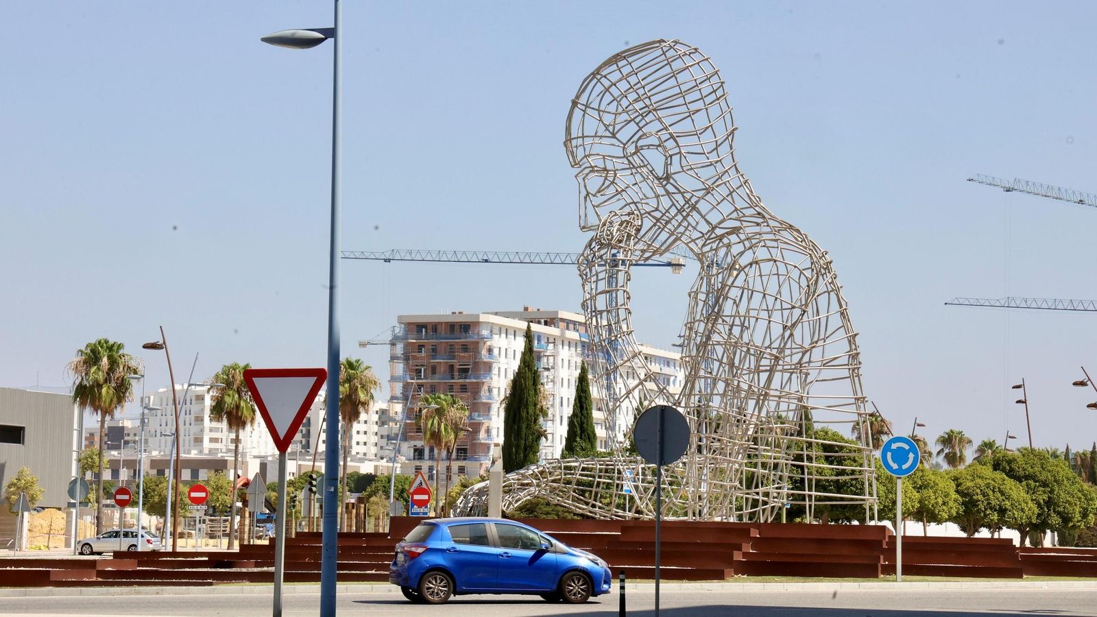 La rotonda del Pensador, un icono de Entrenúcleos.