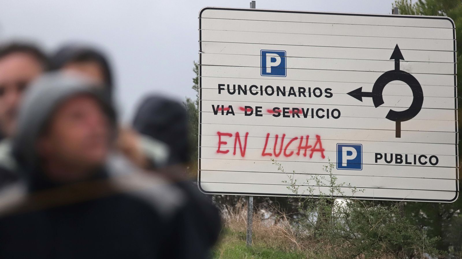 Funcionarios de Botafuegos en huelga
