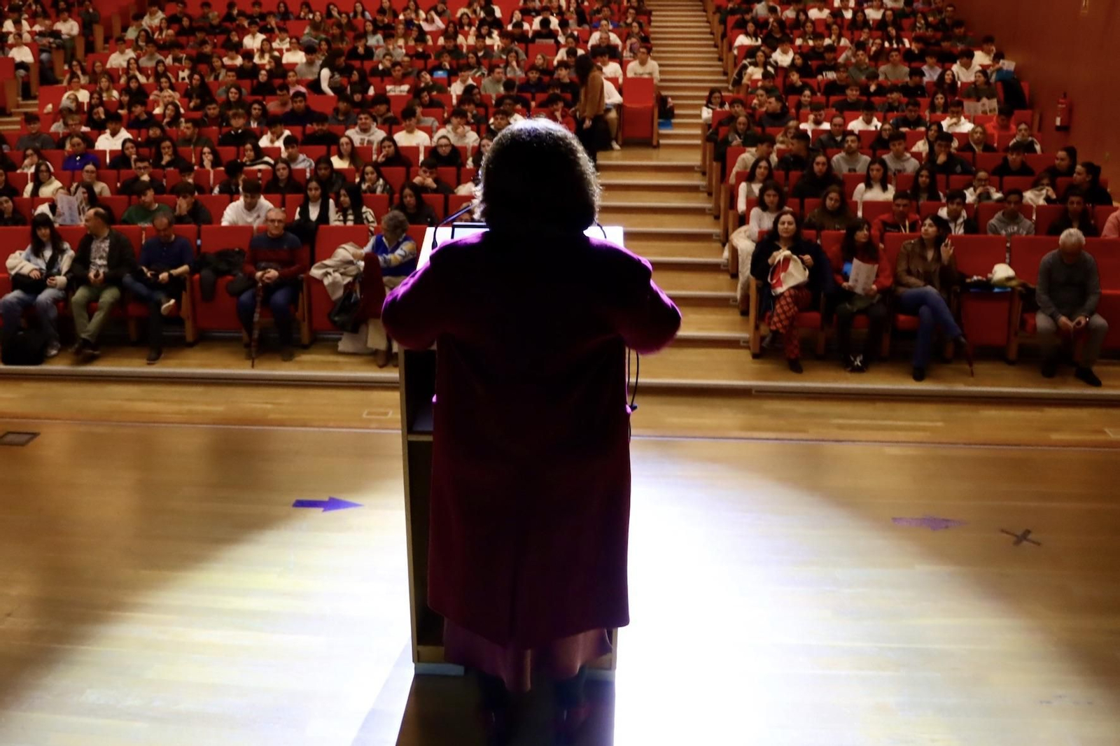 La vicerrectora de Estudiantes, Encarna Carmona, en la primera jornada del martes