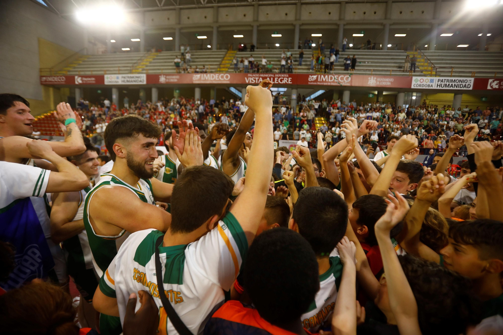 Las mejores fotos del triunfo del Coto Córdoba sobre el Jaén Paraíso Interior en Vista Alegre