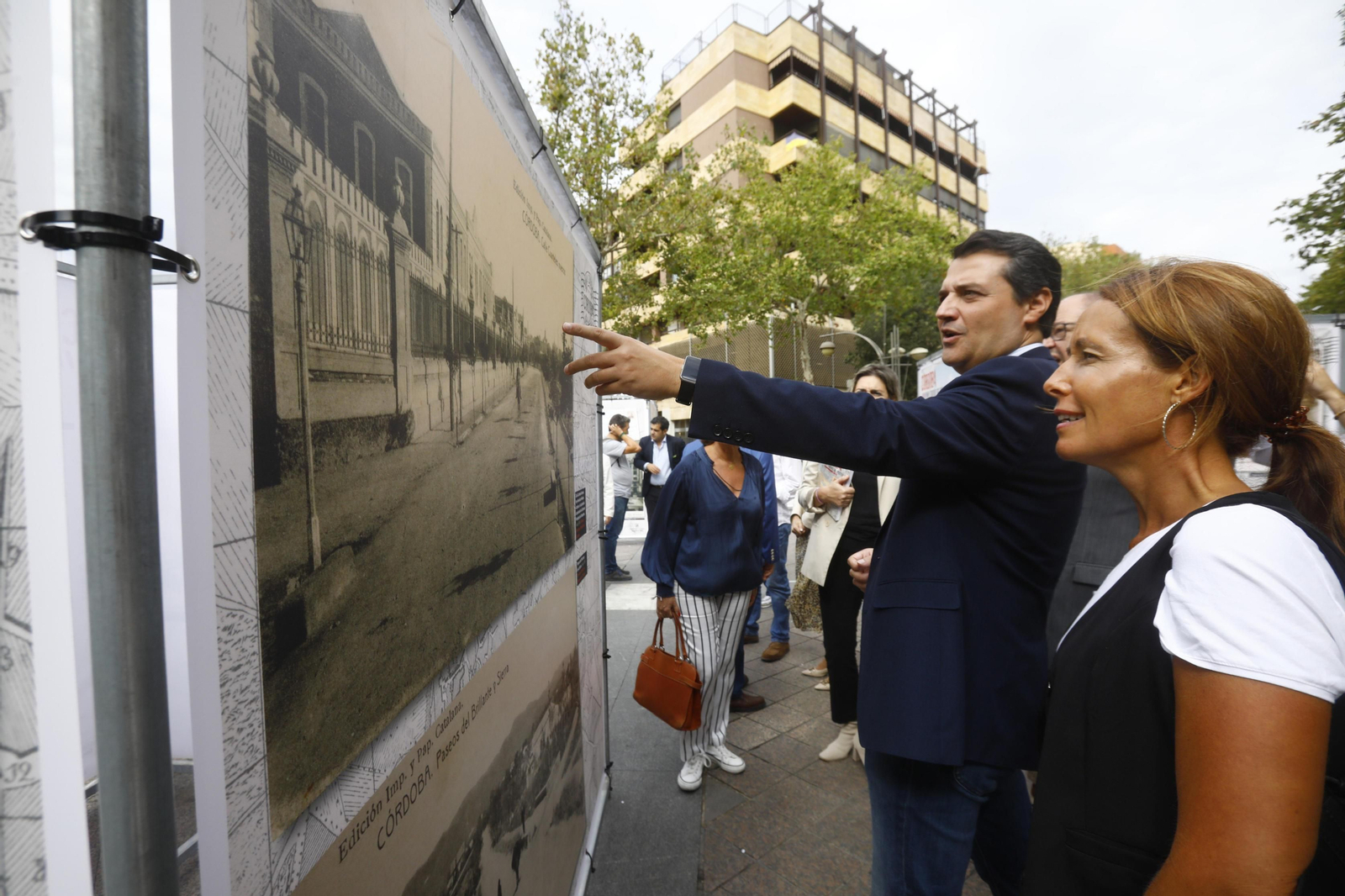 La exposición 'Córdoba una Ciudad de Postal', en imágenes