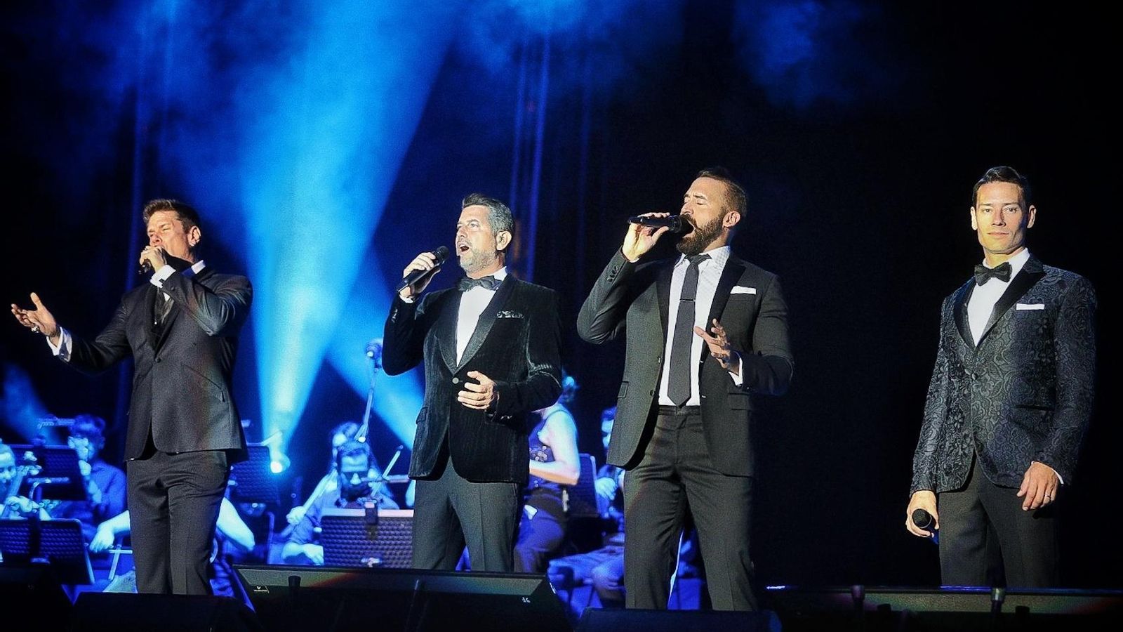 Il Divo junto a su invitado especial Steven LaBrie